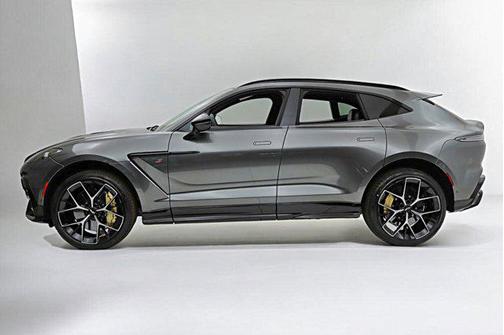 2026 Aston Martin DBX S