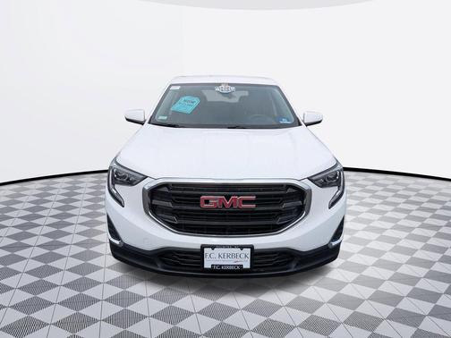 Summit White 2021 GMC Terrain SLE