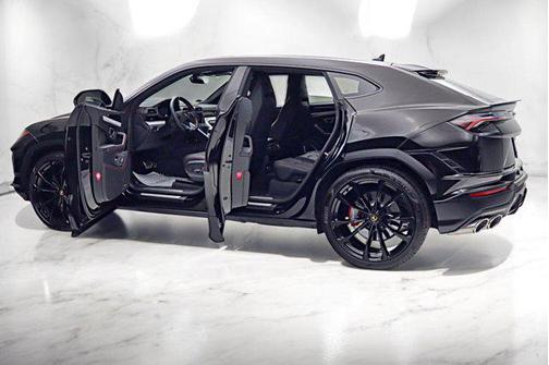 2024 Lamborghini Urus S/LEASE OPTIONS AVAILABLE