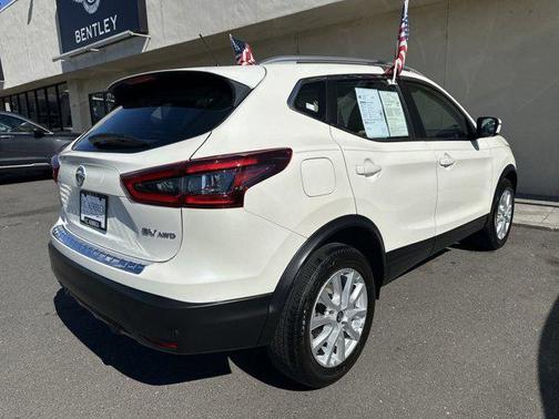 2020 Nissan Rogue Sport SV