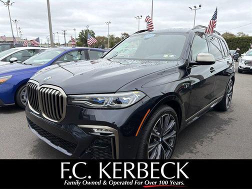 2022 BMW X7 M50i