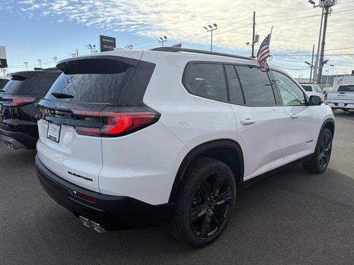 2026 GMC Acadia FWD Elevation