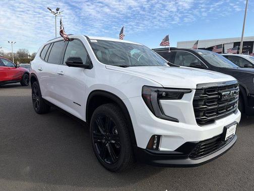 2026 GMC Acadia FWD Elevation
