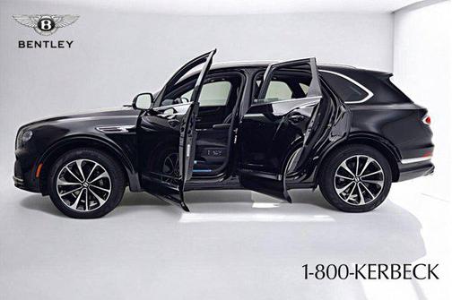 2025 Bentley Bentayga V8