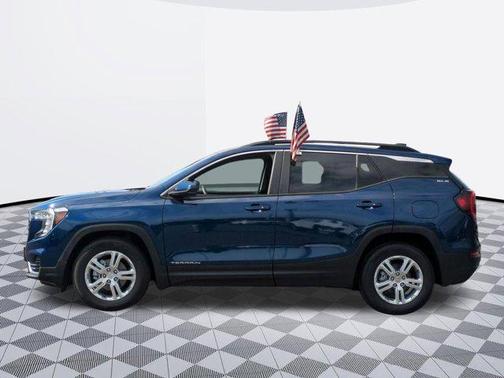 Marine Metallic 2022 GMC Terrain SLE