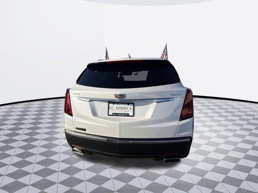 2022 Cadillac XT5 Luxury