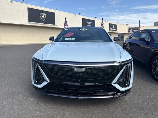 2024 Cadillac LYRIQ Sport