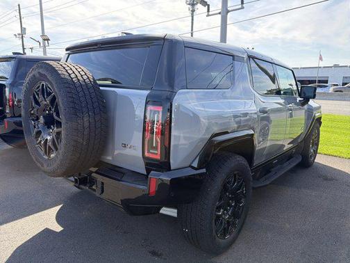 2026 GMC HUMMER EV SUV 2X