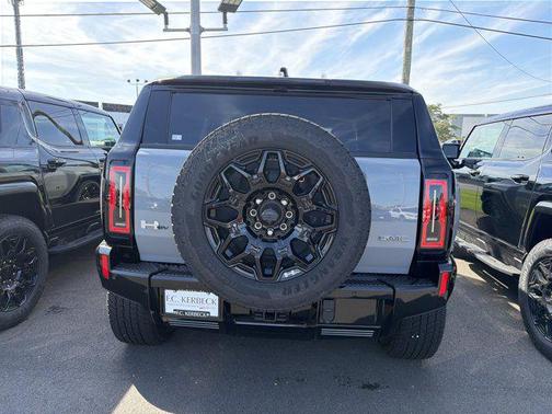 2026 GMC HUMMER EV SUV 2X