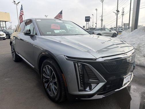 2024 Cadillac LYRIQ Sport