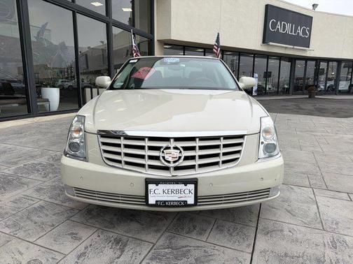 2011 Cadillac DTS Premium Collection