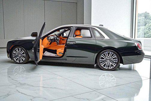 2024 Rolls-Royce Ghost Sedan