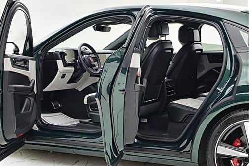 Green 2025 Porsche Cayenne GTS