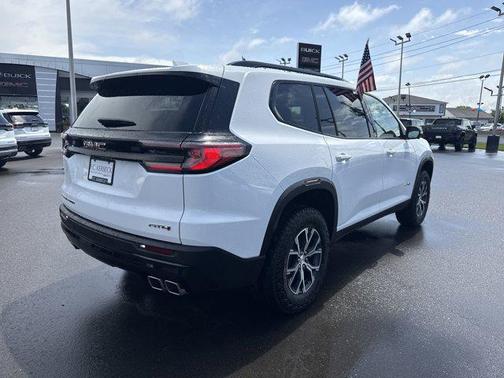 2025 GMC Acadia AWD AT4