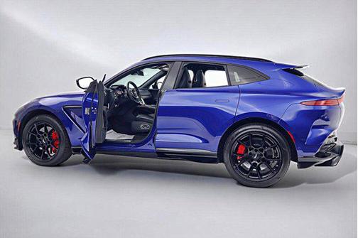 2023 Aston Martin DBX 707