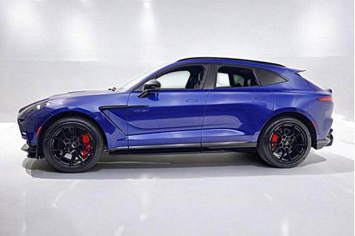 2023 Aston Martin DBX 707