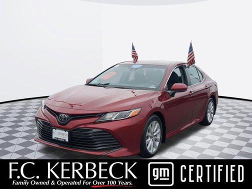 Red 2018 Toyota Camry LE
