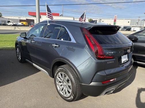 2020 Cadillac XT4 Premium Luxury