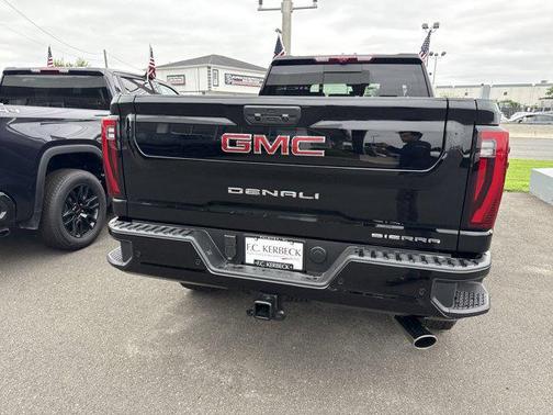 2025 GMC Sierra 2500 Denali