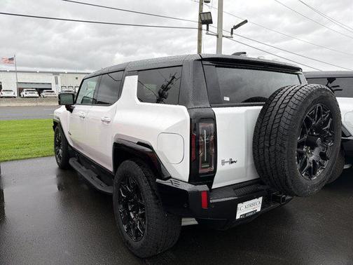 2026 GMC HUMMER EV SUV 2X