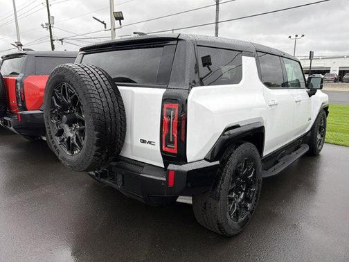 2026 GMC HUMMER EV SUV 2X