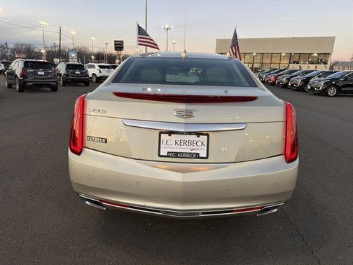 2016 Cadillac XTS Luxury