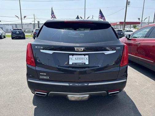 2017 Cadillac XT5 Platinum