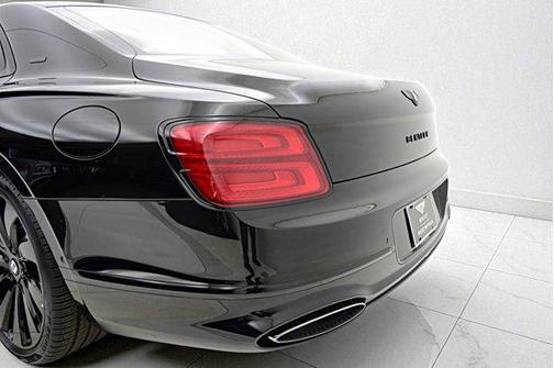 2025 Bentley Flying Spur Black Edition