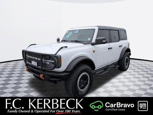 White 2022 Ford Bronco Badlands