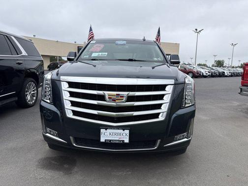 2019 Cadillac Escalade Luxury