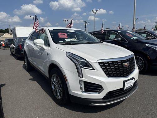 2022 Cadillac XT5 Premium Luxury