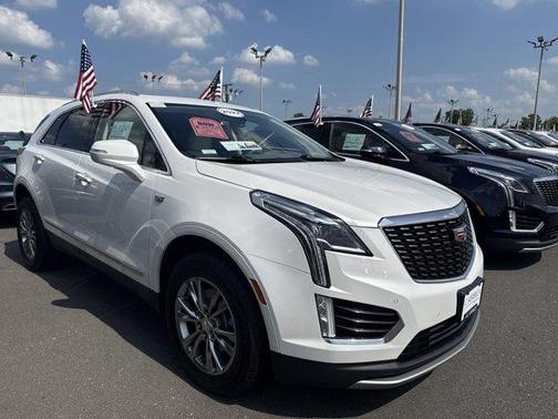2022 Cadillac XT5 Premium Luxury