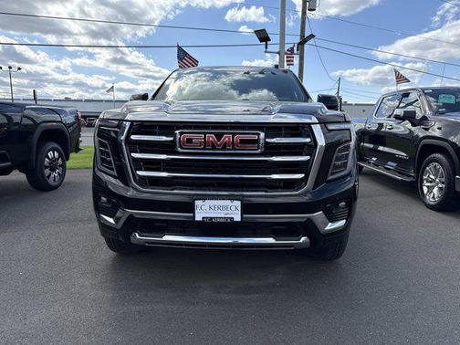 2025 GMC Yukon Elevation
