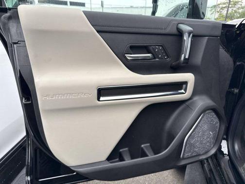Void Black 2026 GMC HUMMER EV SUV 2X