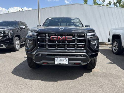 2025 GMC Canyon Base