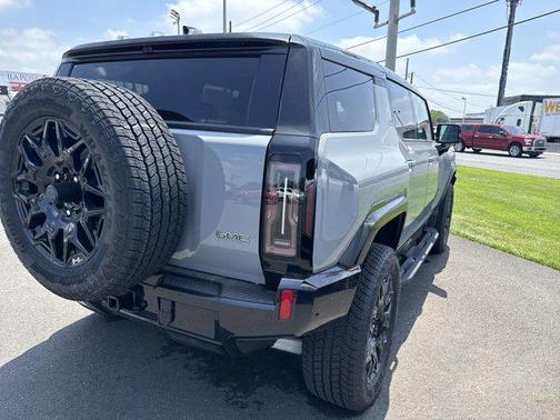 2025 GMC HUMMER EV SUV 2X