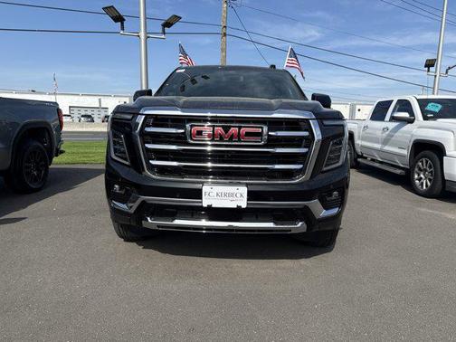 2025 GMC Yukon Elevation
