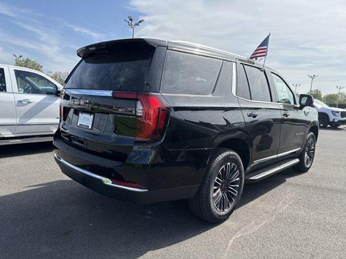 2025 GMC Yukon Elevation