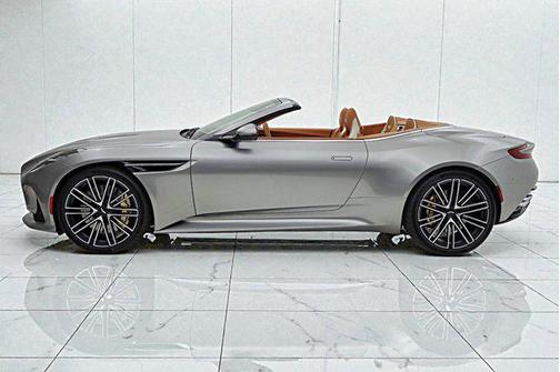 2026 Aston Martin DB12 Volante