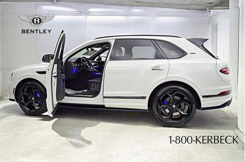 2025 Bentley Bentayga Black Edition V8