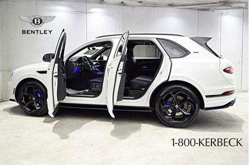 2025 Bentley Bentayga Black Edition V8