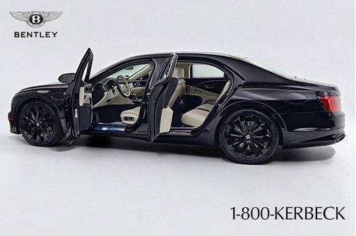 2026 Bentley Flying Spur Azure V8