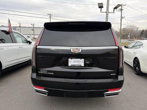 2023 Cadillac Escalade ESV Premium Luxury