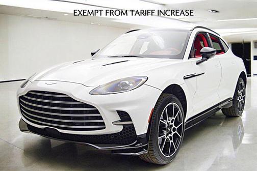 2025 Aston Martin DBX 707