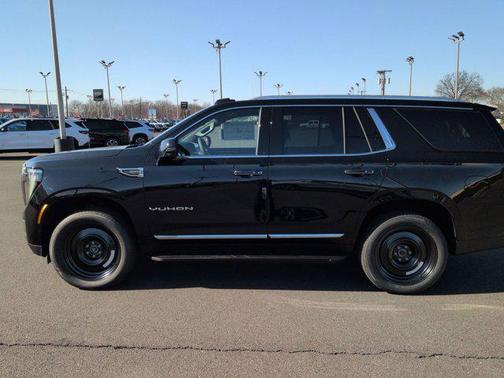 Onyx Black 2026 GMC Yukon Elevation