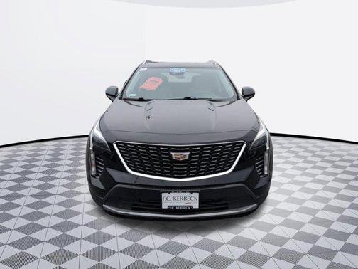 Stellar Black Metallic 2020 Cadillac XT4 Premium Luxury
