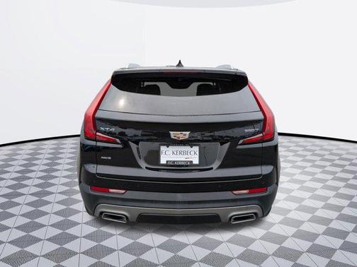 Stellar Black Metallic 2020 Cadillac XT4 Premium Luxury