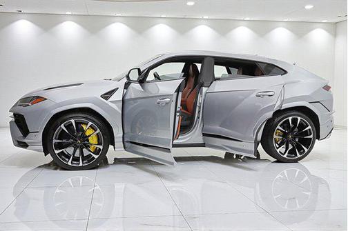 2024 Lamborghini Urus S/LEASE OPTIONS AVAILABLE