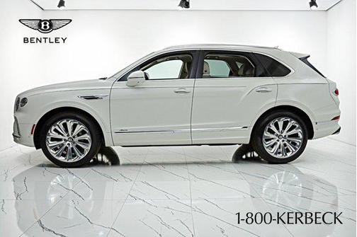 2024 Bentley Bentayga Azure V8/LEASE OPTIONS AVAILABLE