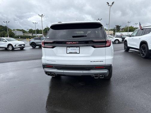 2025 GMC Acadia FWD Elevation